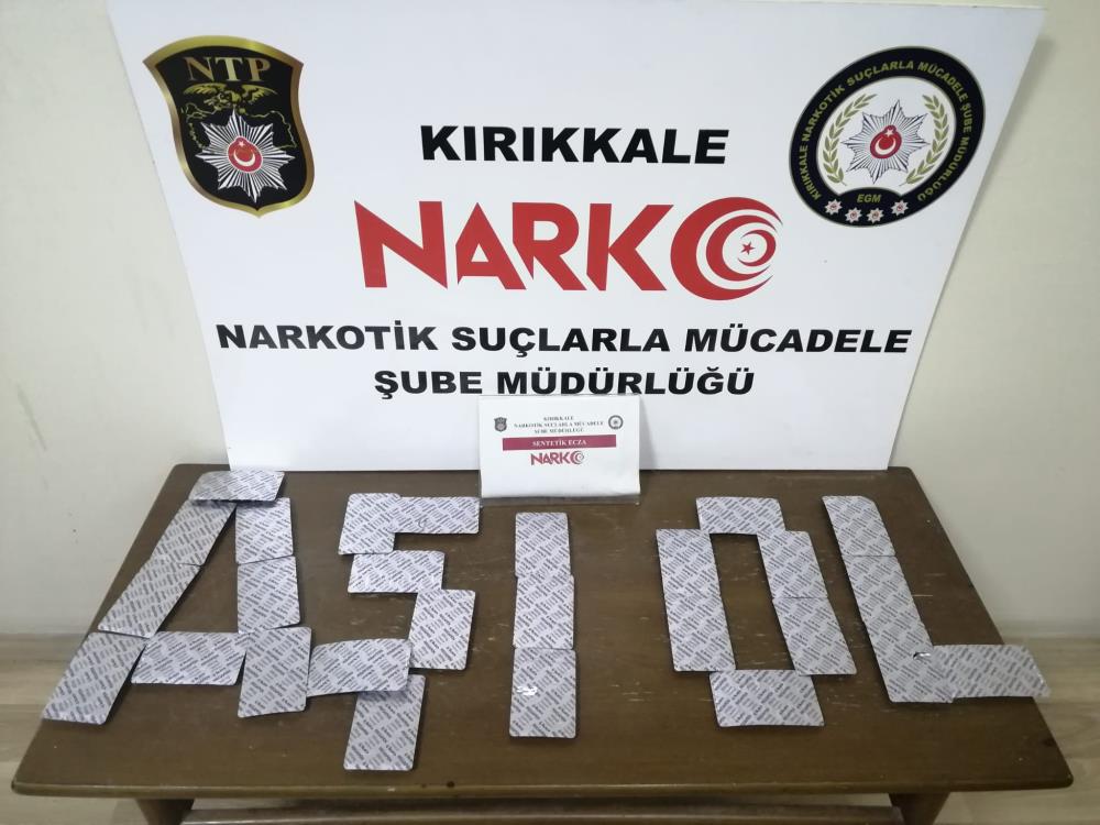 Kırıkkale'de, şüpheli araçta  3 gözaltı